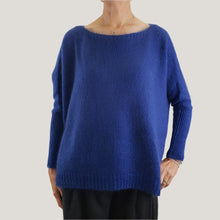Load image into Gallery viewer, Neirami Boxy Sweater Blue