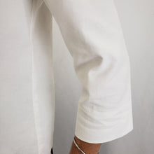 Load image into Gallery viewer, Sareena Top Corduroy White
