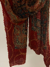 Load image into Gallery viewer, Kemi Scarf Crinkle Wool Red