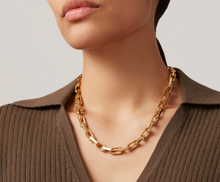 Load image into Gallery viewer, Loire Necklace Gold