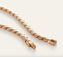 Load image into Gallery viewer, Paloma Necklace Gold