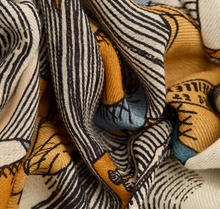 Load image into Gallery viewer, Inoui Editions Scarf 70 Editions Navy