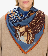 Load image into Gallery viewer, Inoui Editions Square 130 Papillons Blue