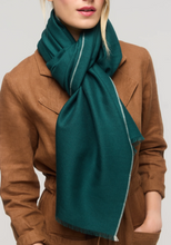 Load image into Gallery viewer, Princesse et Dragons Solstice Scarf Green