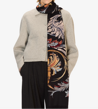 Load image into Gallery viewer, Inoui Editions Scarf 55 Rococo Navy