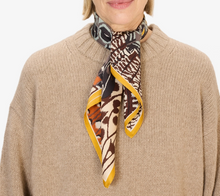 Load image into Gallery viewer, Inoui Editions Square 65 Papillons Natural