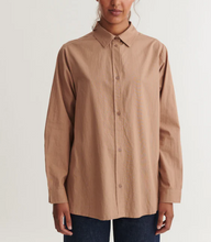 Load image into Gallery viewer, Basic Apparel Silje LS Shirt Portobella