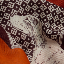 Load image into Gallery viewer, Inoui Editions Scarf 70 Les Cheris Red