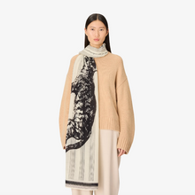 Load image into Gallery viewer, Inoui Editions Scarf 55 Impromptu White