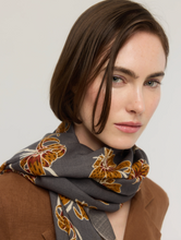 Charger l'image dans la galerie, Princesse et Dragons Lily Scarf Grey and Golden