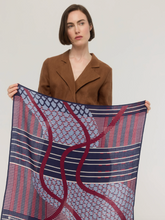 Charger l'image dans la galerie, Princesse et Dragons Entrelacs Scarf Blue