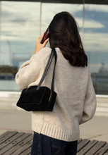 Charger l'image dans la galerie, Risa Lilie Bowler Bag Black