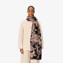 Load image into Gallery viewer, Inoui Editions Scarf 100 Arboris Black