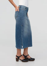 Load image into Gallery viewer, Du/er Performance Denim Slit Skirt Blue Ash