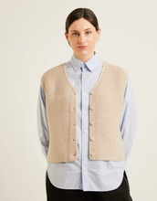 Load image into Gallery viewer, Naif Demeter Vest Oat
