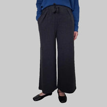 Load image into Gallery viewer, Neirami Basic Trousers Carbone