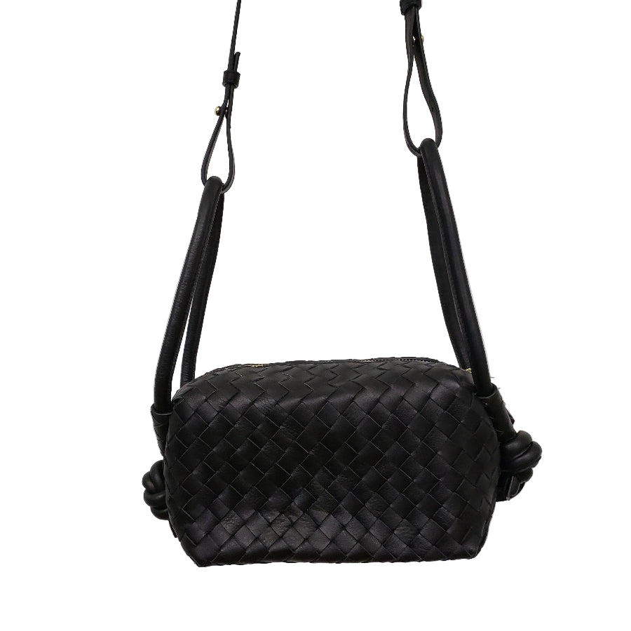 Risa Ila Knot Crossbody Black