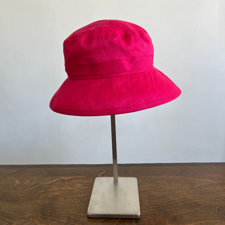 Bowler Hat Fuschia