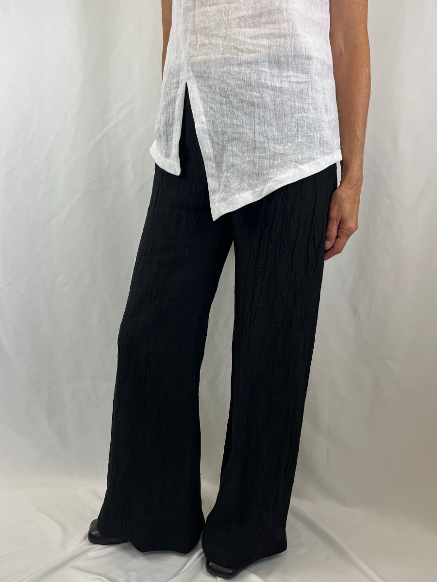 Sopha Crop Black Crinkle Linen