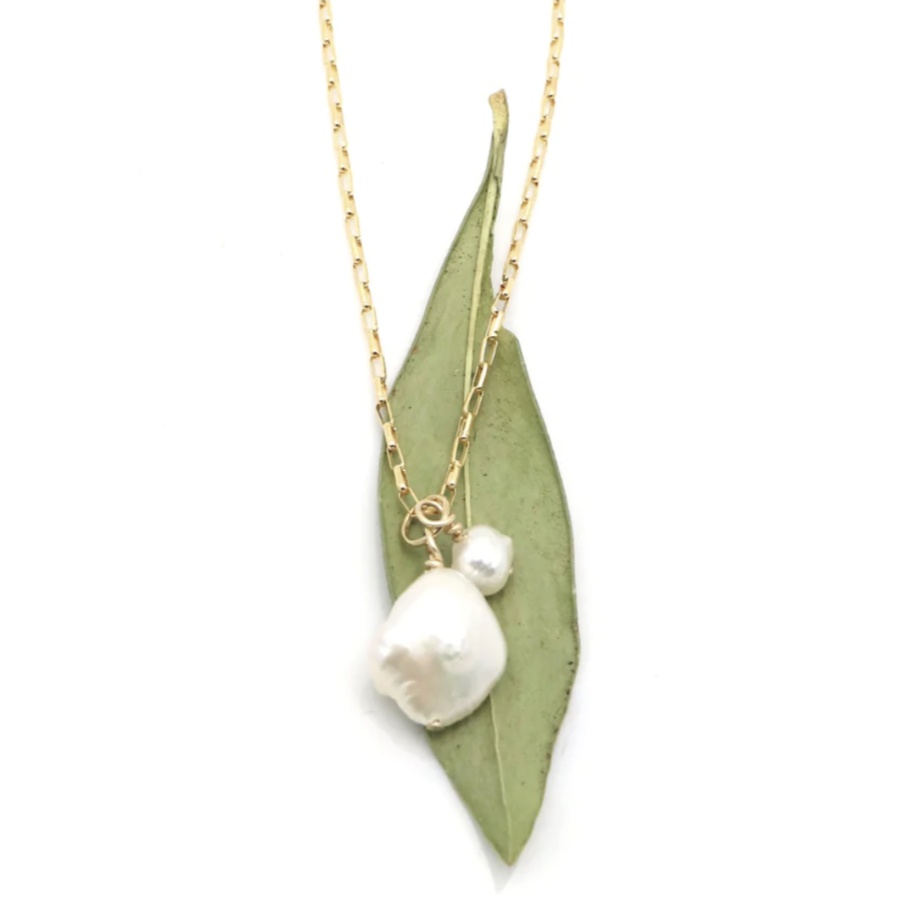 Orange Avocado Hera Keishi pearl necklace