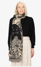 Load image into Gallery viewer, Inoui Editions scarf  90 Panthere Natural
