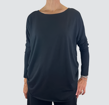 Load image into Gallery viewer, Roxette Top Tencel Jersey Black
