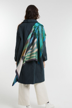 Load image into Gallery viewer, Blue Green Dédale Scarf
