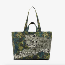 Load image into Gallery viewer, Inoui Editions Maxi Shopper Bag Mike Khaki
