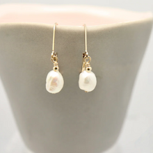 Load image into Gallery viewer, Orange Avocado Baroque Pearl Earrings
