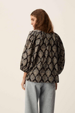 Load image into Gallery viewer, Des Petits Hauts Sirius Blouse Valentine Print
