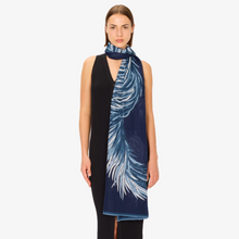 Load image into Gallery viewer, Inoui Editions Scarf 100 Freddy Navy
