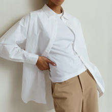 Load image into Gallery viewer, Paper Label Classic Oversized Shirt White
