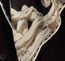 Load image into Gallery viewer, Inoui Editions Scarf 80 Archives Black
