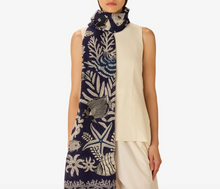 Charger l'image dans la galerie, Inoui Editions Scarf 100 Neptune Navy
