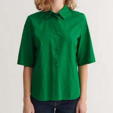 Load image into Gallery viewer, Basic Apparel Silje SS Shirt Green
