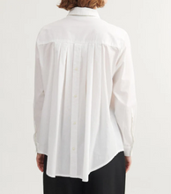 Load image into Gallery viewer, Basic Apparel Silje LS Shirt White
