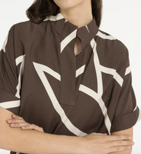 Charger l'image dans la galerie, YAYA Printed Dress with Polo Collar Chocolate Brown
