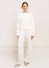 Charger l'image dans la galerie, Paper Label Avery Crew Neck Sweater Gardenia

