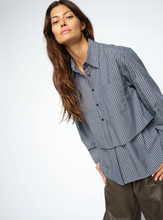Load image into Gallery viewer, Mos Mosh Barb Stripe Shirt Salute Navy
