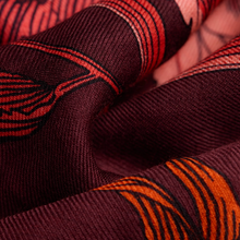 Load image into Gallery viewer, Inoui Editions Square 130 Gustav Burgundy

