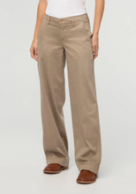 Charger l'image dans la galerie, Du/er Deluxe Twill Trouser Desert Tan
