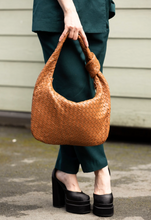 Load image into Gallery viewer, Risa Zar Woven Handbag Tan

