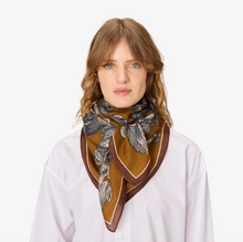 Load image into Gallery viewer, Inoui Editions Square 100 Arboris Golden Brown
