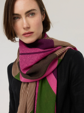 Load image into Gallery viewer, Princesse et Dragons Sillage Scarf Pink
