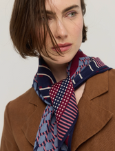 Charger l'image dans la galerie, Princesse et Dragons Entrelacs Scarf Blue
