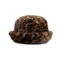 Charger l'image dans la galerie, YAYA Faux Fur Leopard Print Bucket Hat
