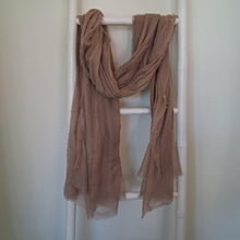 Charger l'image dans la galerie, Kemi Scarf Solid Taupe
