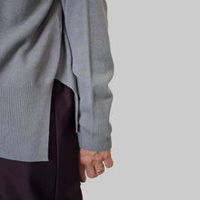 Load image into Gallery viewer, Modula Sweater Elephant Grey

