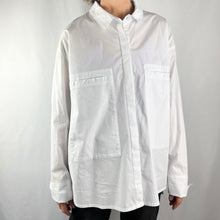 Charger l&#39;image dans la galerie, White Cotton Shirt with Pockets
