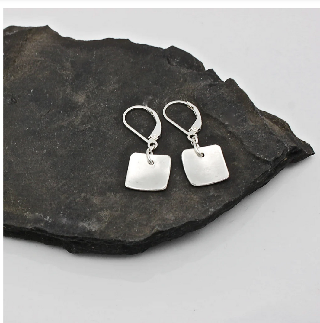 Matte petite square silver earrings